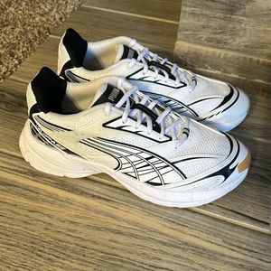BRAND NEW Puma Velophasis